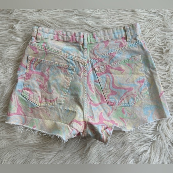 Zara Shorts Pastel Swirl High Rise Pink Yellow Tie Dye Jean 2" Inseam Size 6 - Picture 5 of 7